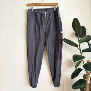 Vuori Womens Miles Jogger Pants Medium Gray Athleisure Performance Pull-On